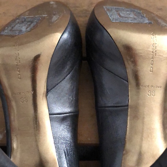 Donna Karan Silver Leather Heels - Picture 5 of 6